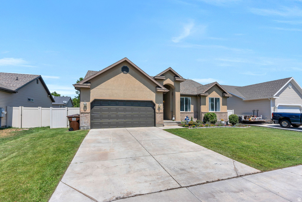 4613 E BRIDLEWAY RD photo 3