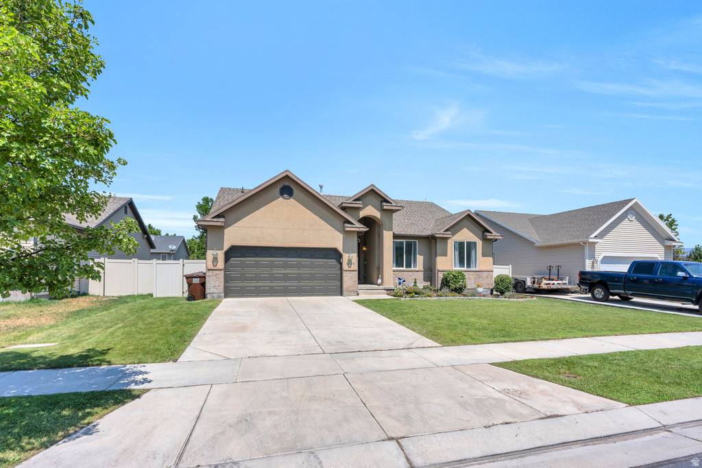 4613 E BRIDLEWAY RD photo 2