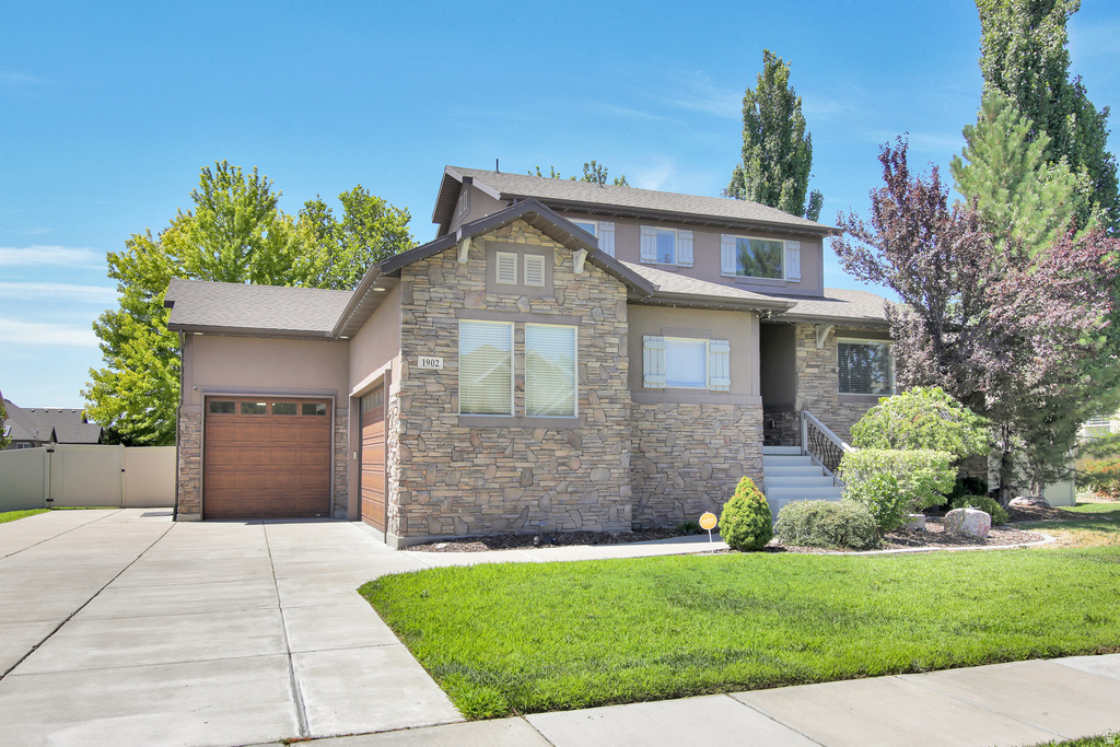1902 S 1375 W photo 2