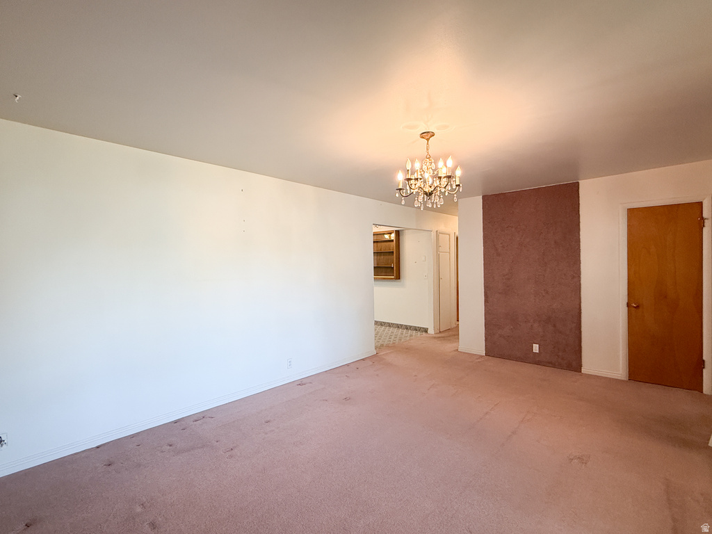 471 S 800 W photo 3