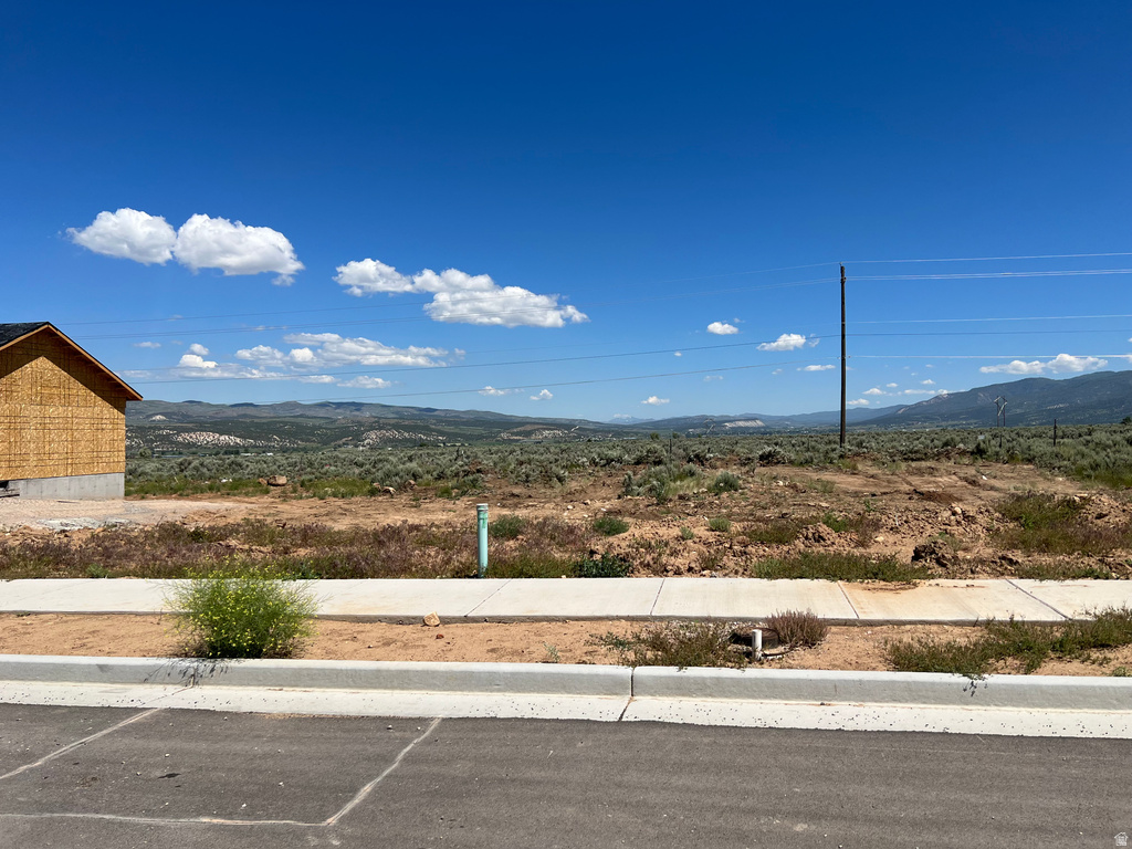 View photos for 831 E 475 N 831 E 475 N