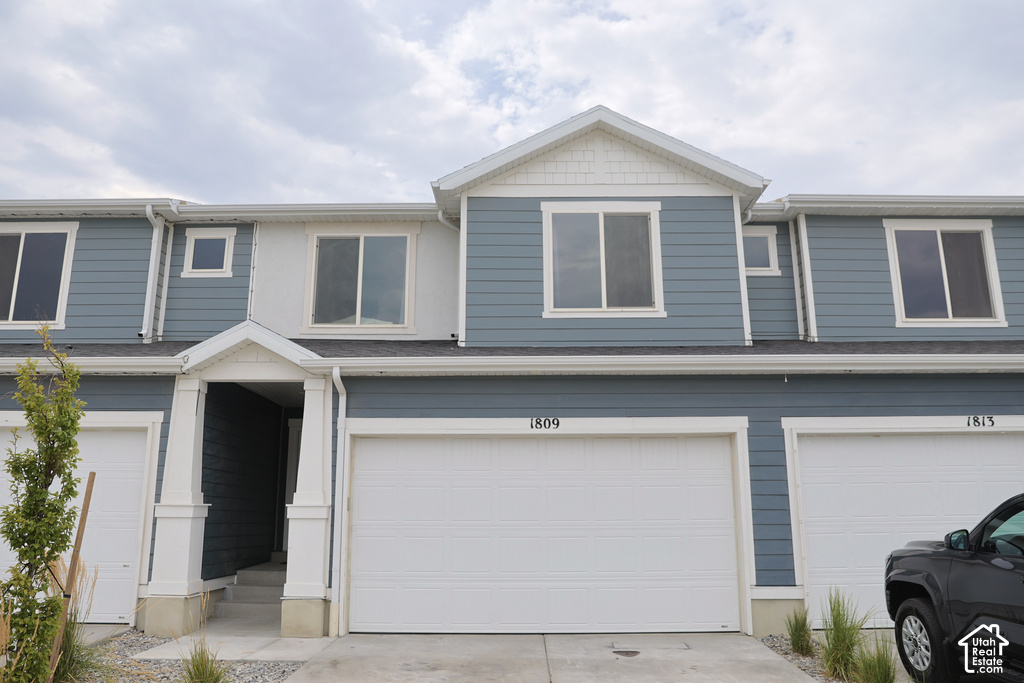 1809 N BLUE IRIS AVE photo 2