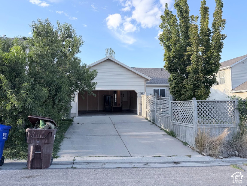 4008 E SIOUX ST photo 5