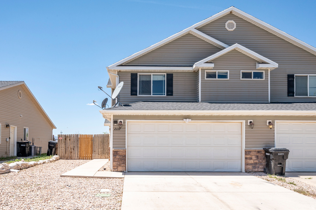 2133 N 550 W photo 2