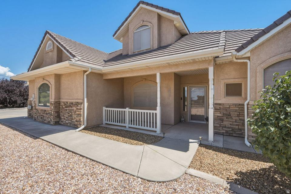764 DAMMERON VALLEY W DR photo 4