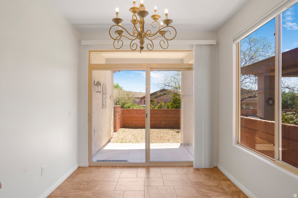 2196 N SILVERSTONE WAY photo 5