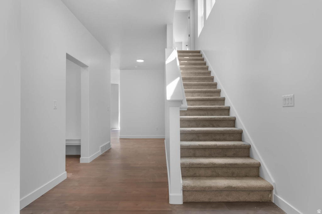8211 W DIAMOND PEAK WAY photo 3