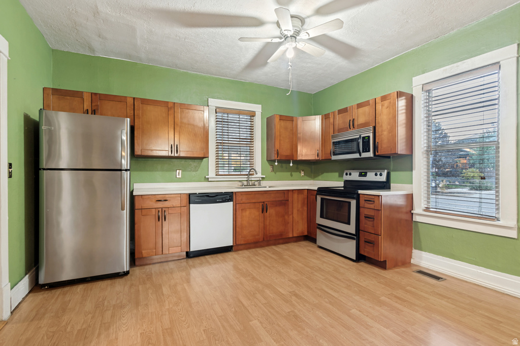 1499 S GREEN ST photo 4