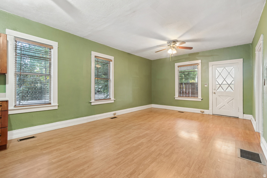 1499 S GREEN ST photo 5