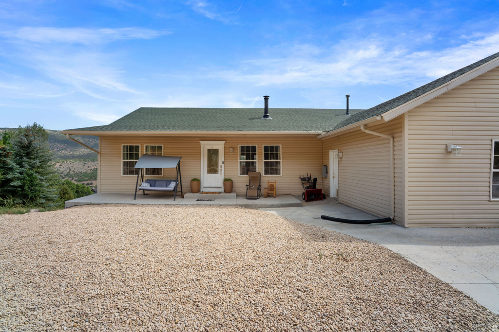 1556 RIDGE LINE DR photo 2