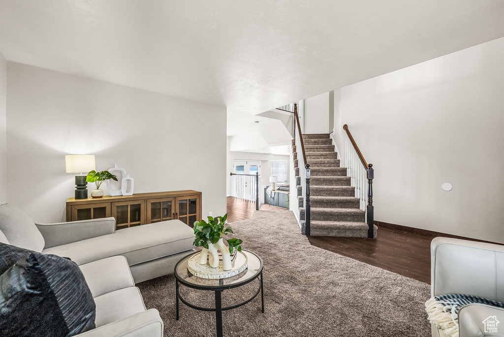 6665 S DALE PARK CIR photo 3