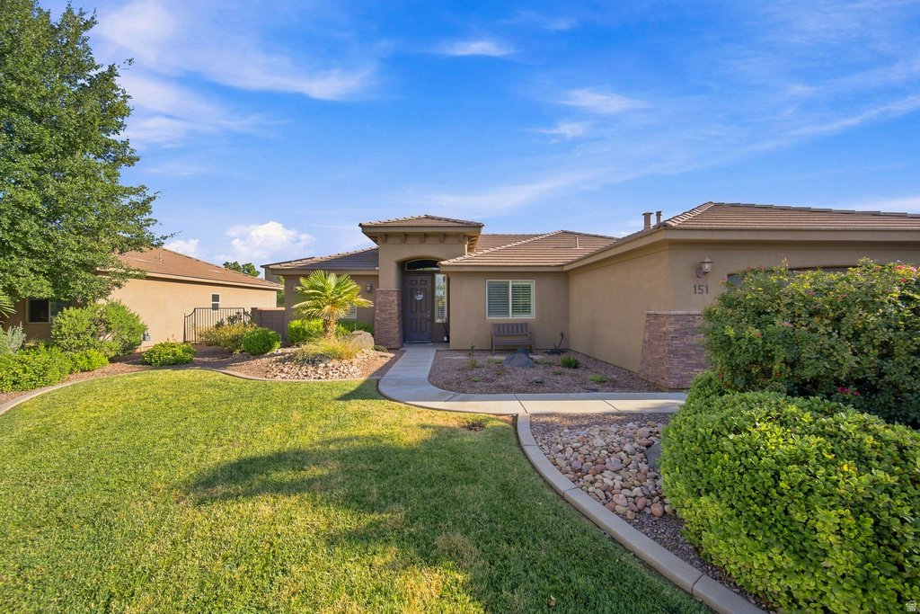 151 E GOLD BULLION WAY photo 3