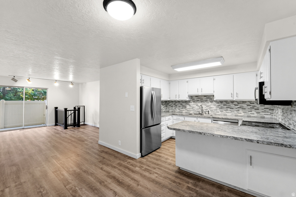 148 N GARDEN PARK W DR photo 4