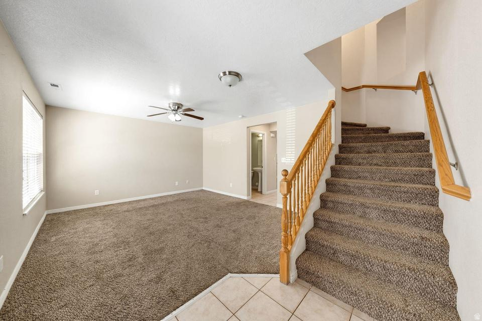 3155 S HIDDEN VALLEY DR photo 4