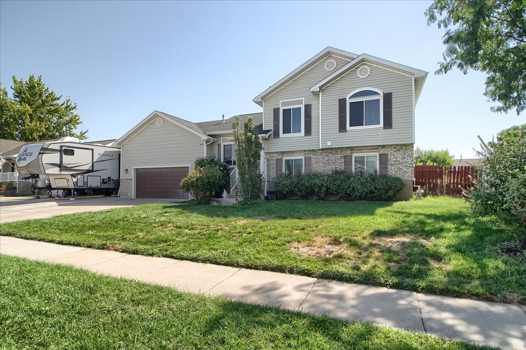 2003 S 1840 W photo 3