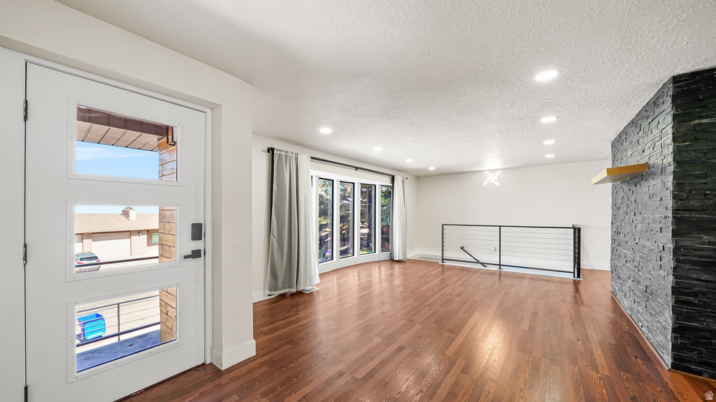 552 E CHELSEA S DR photo 5