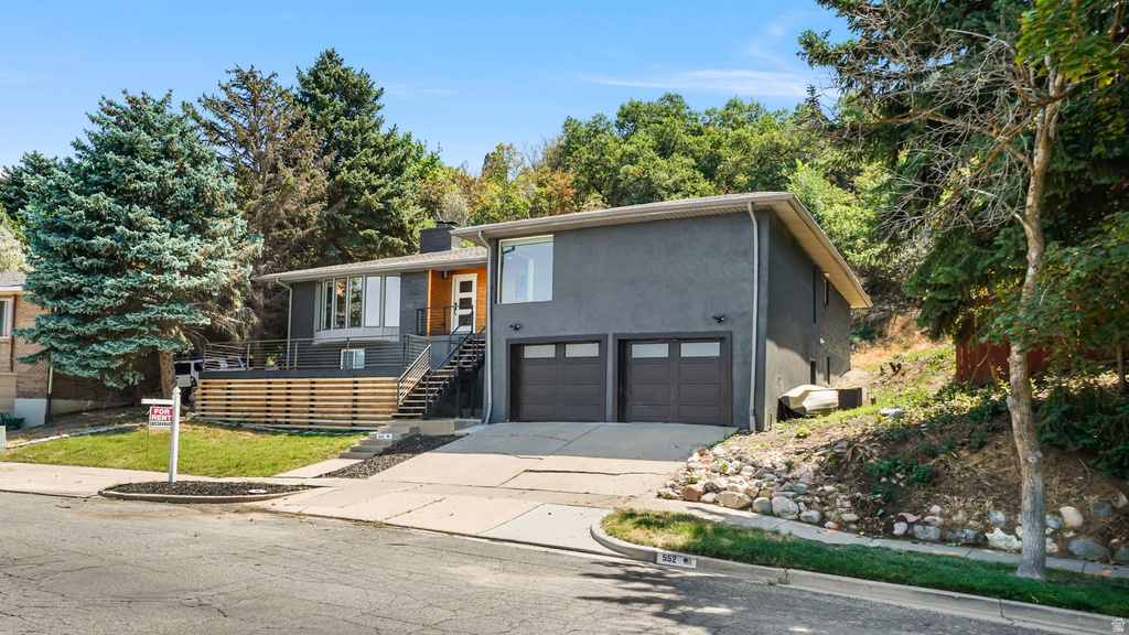 552 E CHELSEA S DR photo 2