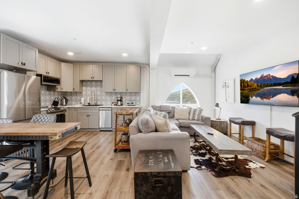 424 Park Ave #C, Park City, UT 84060