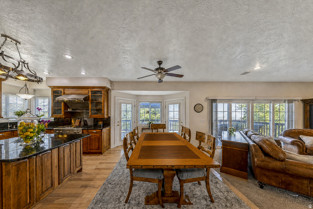 31 N EAGLEWOOD DR photo 2