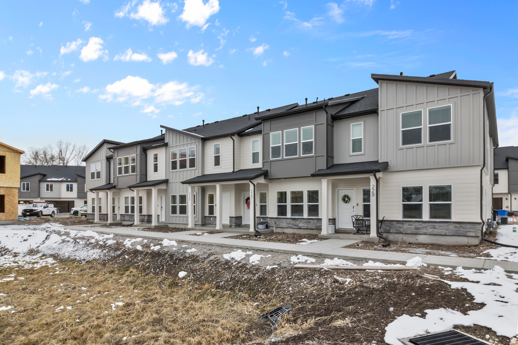 3122 S 270 W photo 2
