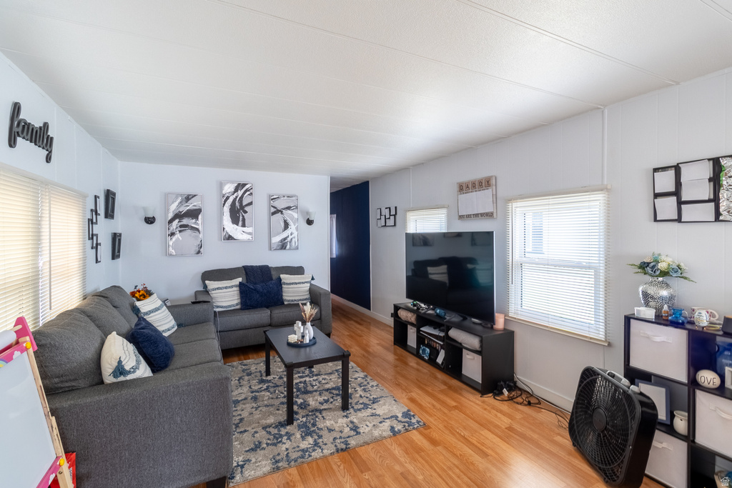 1020 N 475 E photo 3