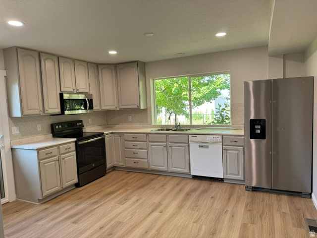 530 S 900 W photo 4
