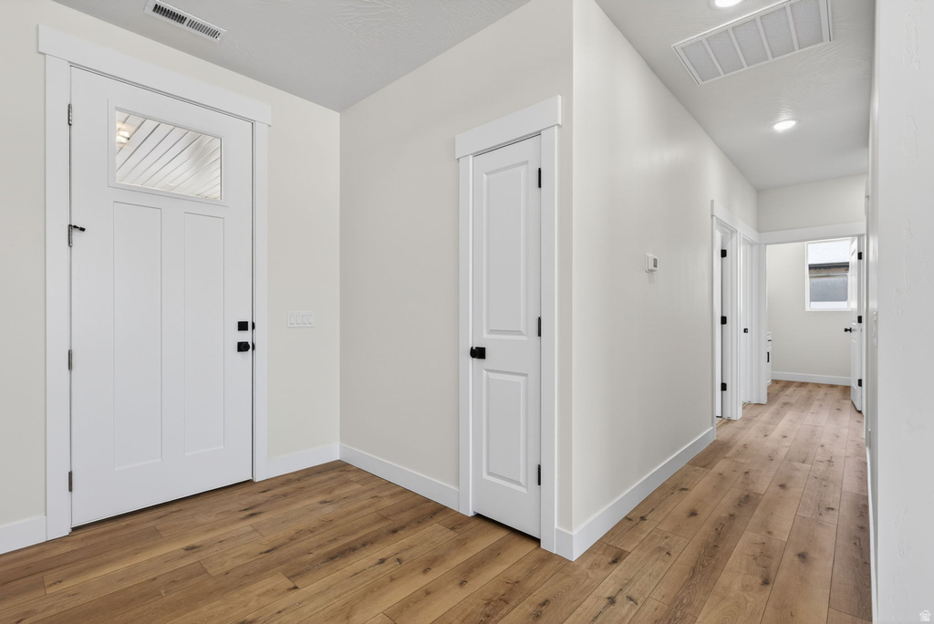 522 S RENZE ADAMS ST photo 3