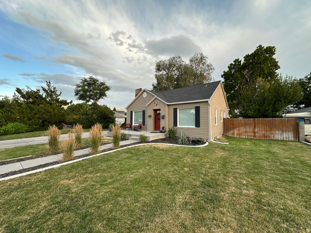 4662 S RAINBOW DR photo 2