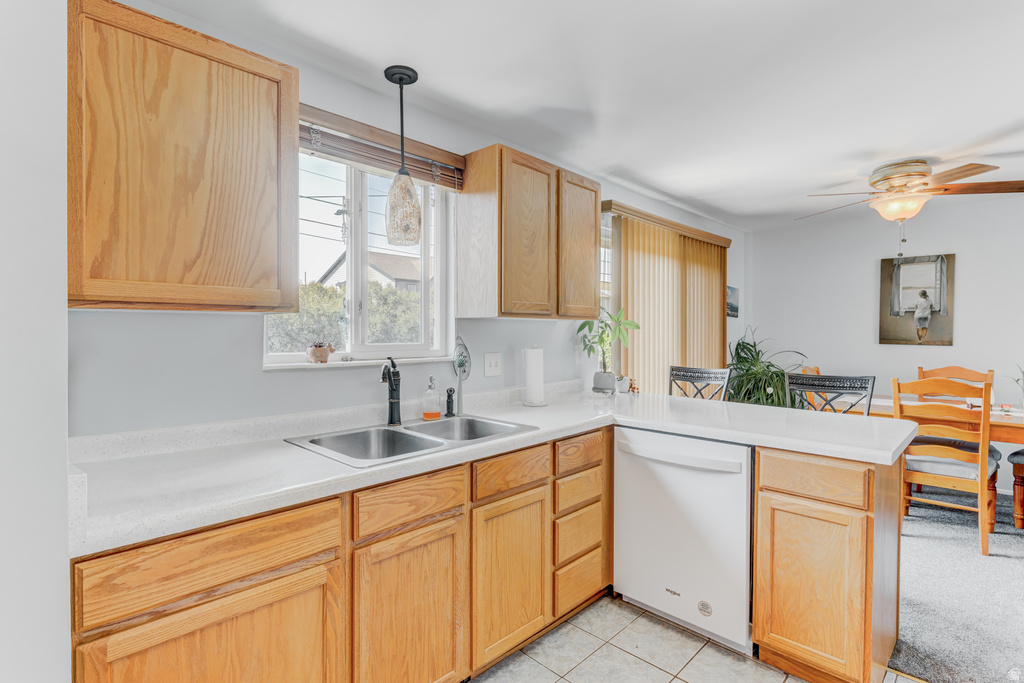 834 E SILVER SHADOWS DR photo 5