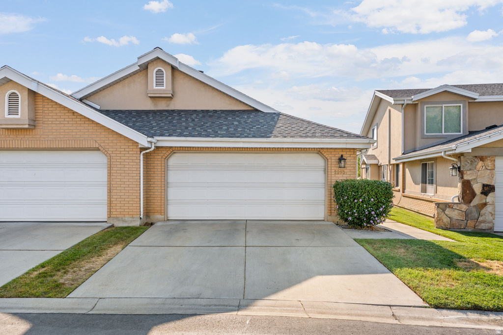 2293 N 390 E photo 2