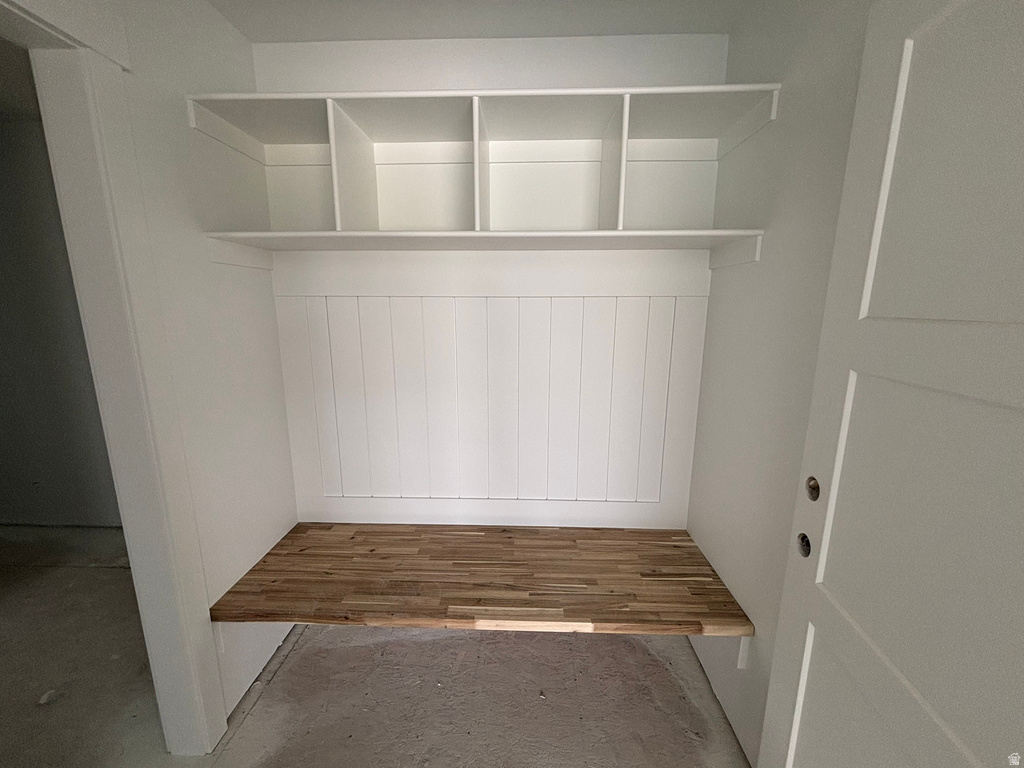 364 E 1600 S photo 4