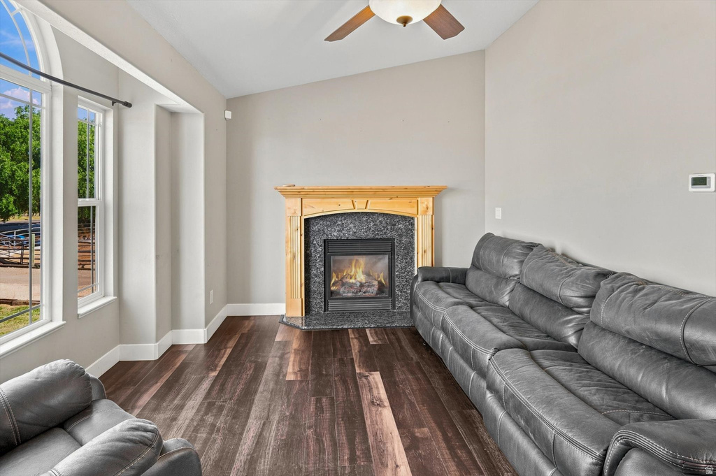 3702 N HIGLEY RD photo 4