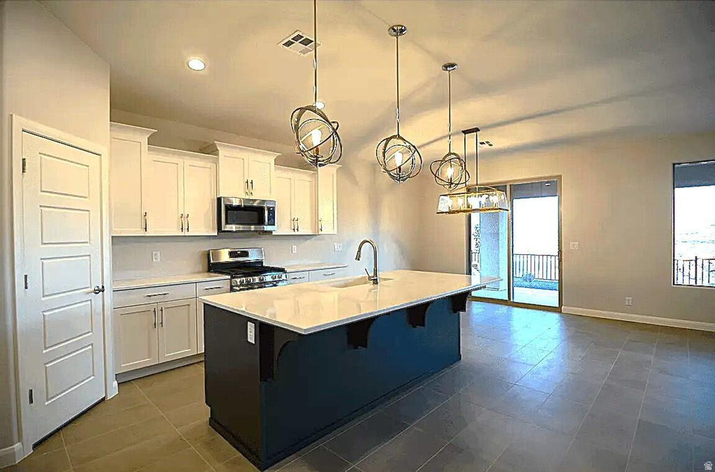 2715 W TRASIMENO DR photo 3