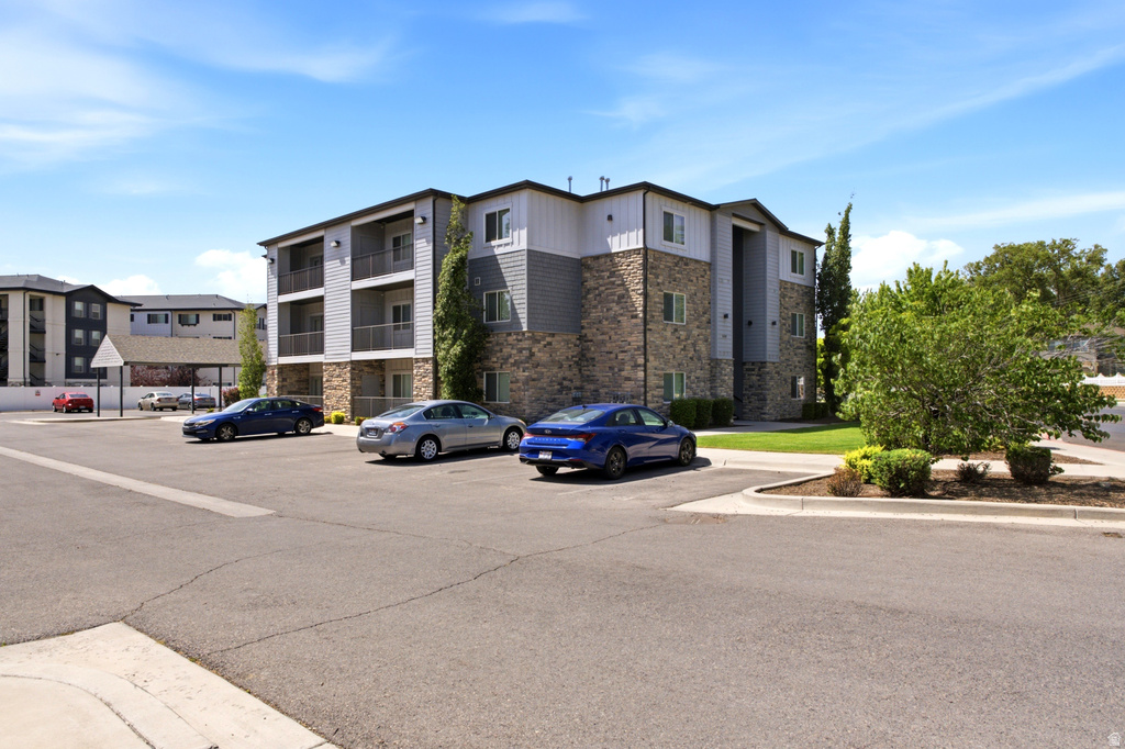 564 W 1725 S photo 2