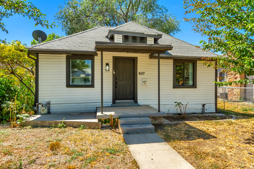 607 W WASATCH S photo 2