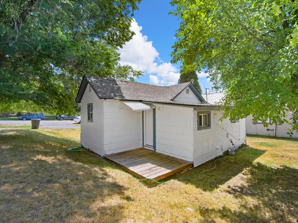 328 S 1ST W photo 4