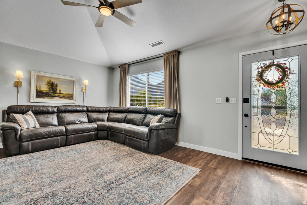 323 N CENTURY DR photo 5