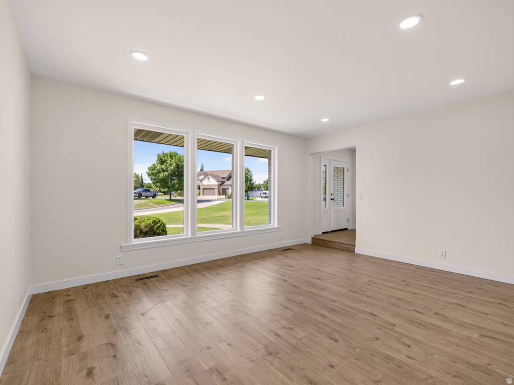 5423 W PEBBLE LN photo 4