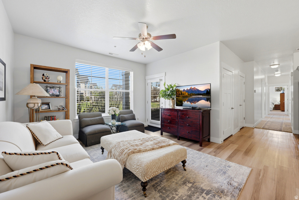 631 N SUN PEAK DR photo 2