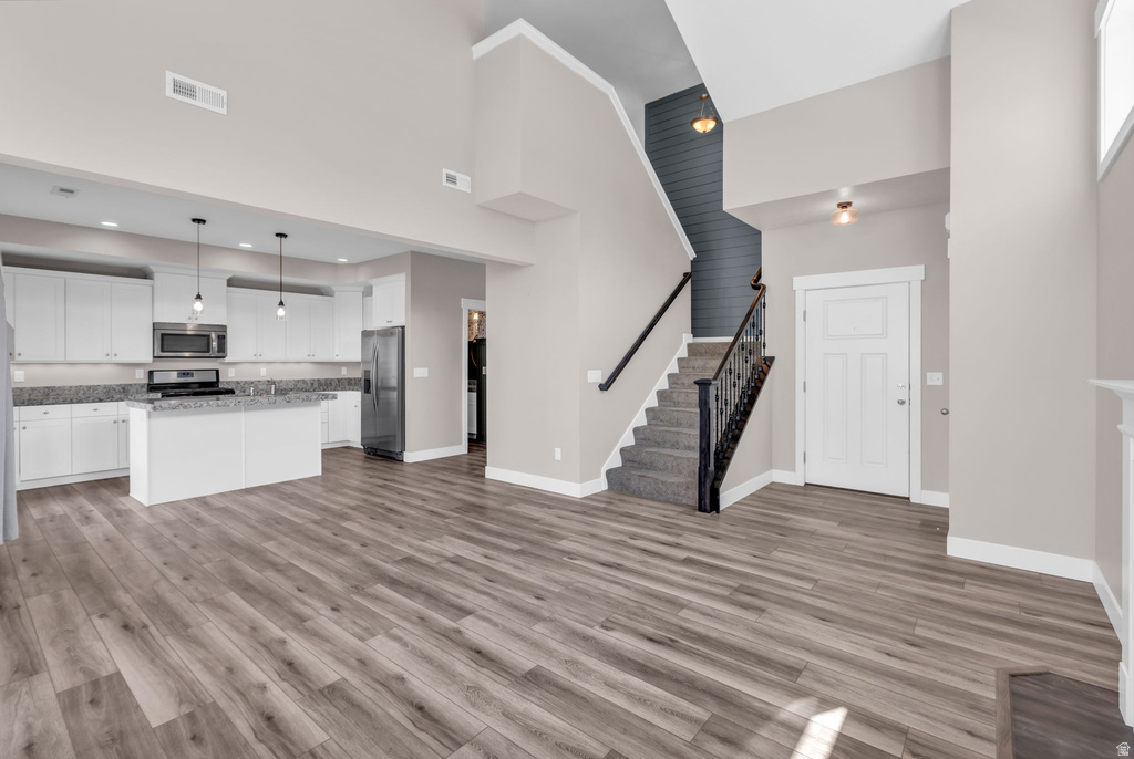 2024 W PARK RIM WAY photo 5