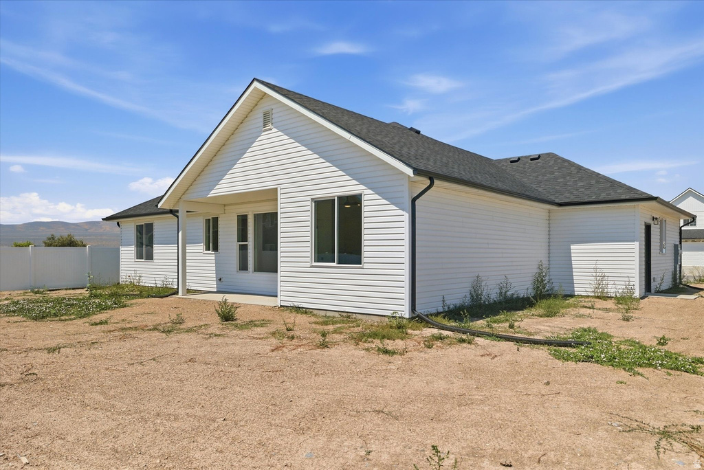 1114 E 1150 S photo 5