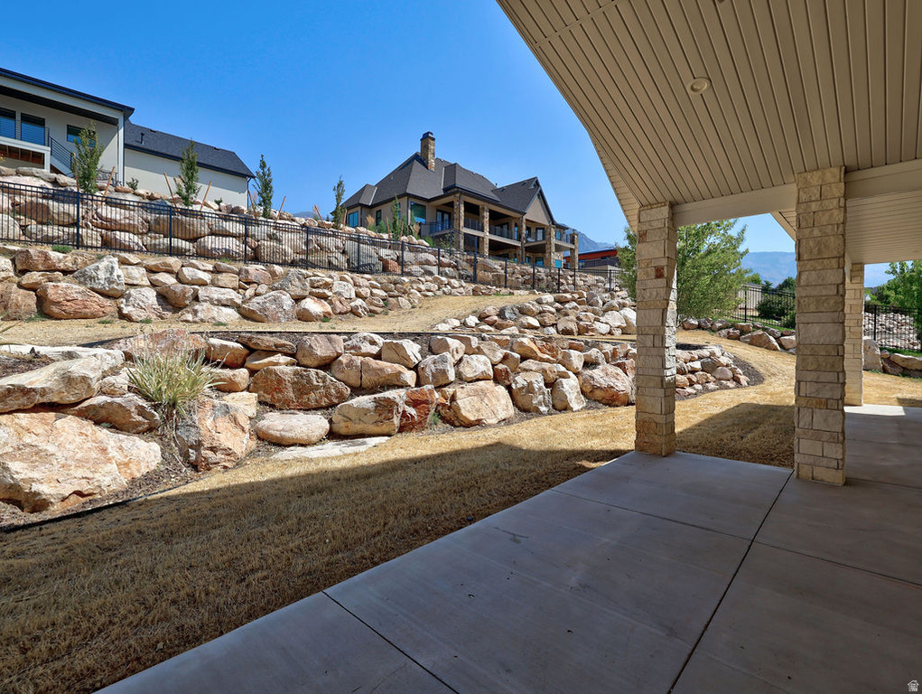 1154 FAWN DR photo 4