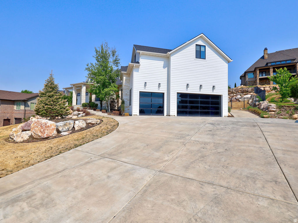 1154 FAWN DR photo 2