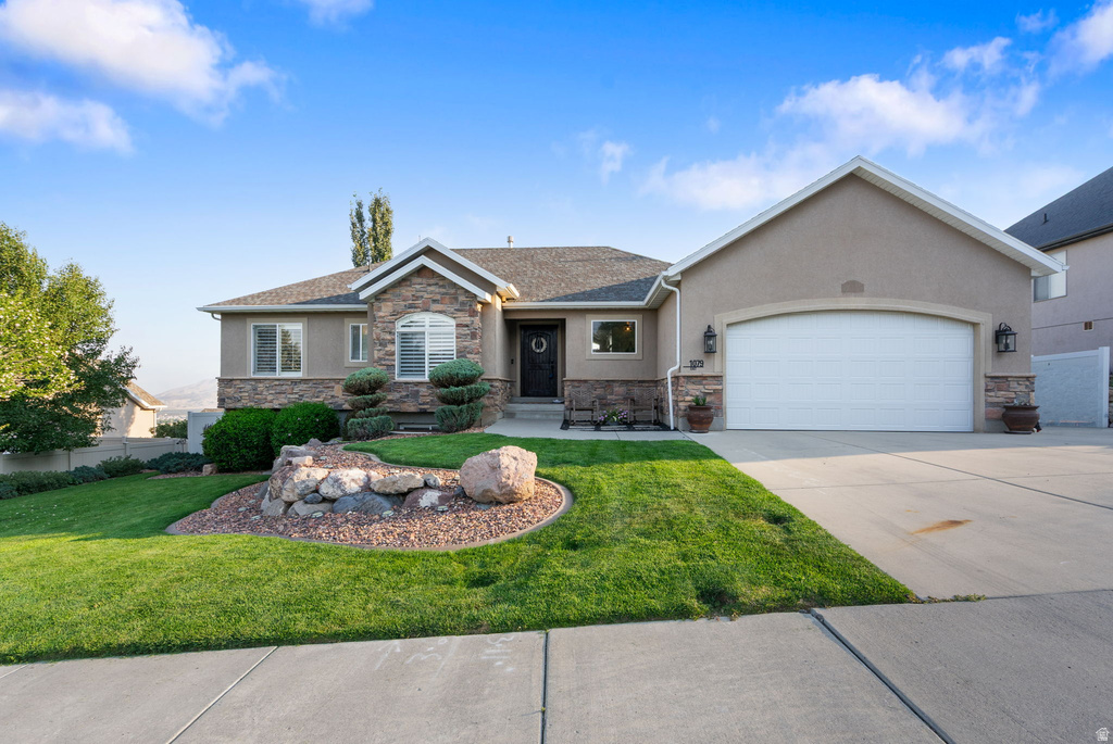 1079 E 270 S photo 2