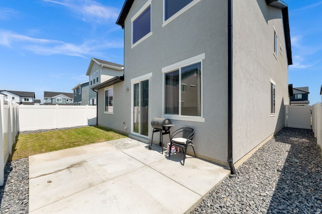 3052 S 2425 W photo 4