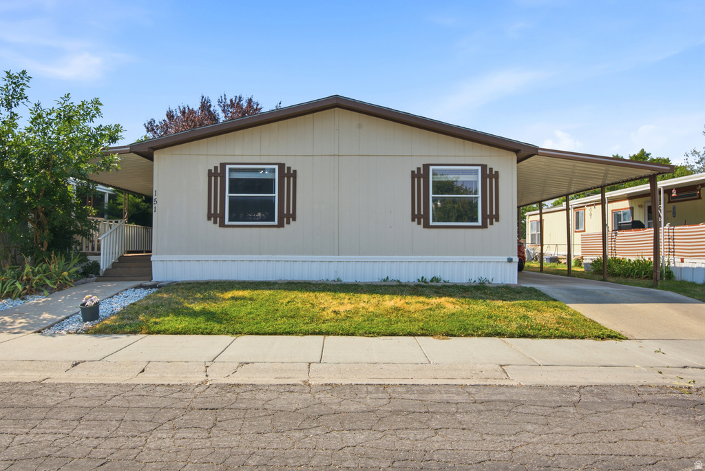 1450 N WASHINGTON BLVD photo 3
