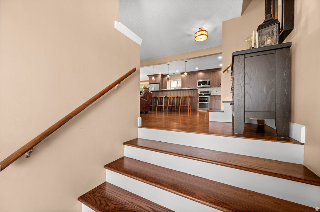 145 S KINGDON LN photo 3