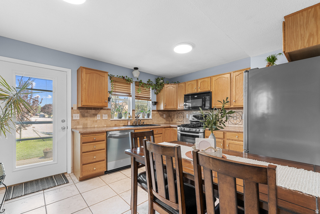 213 N 360 W photo 4