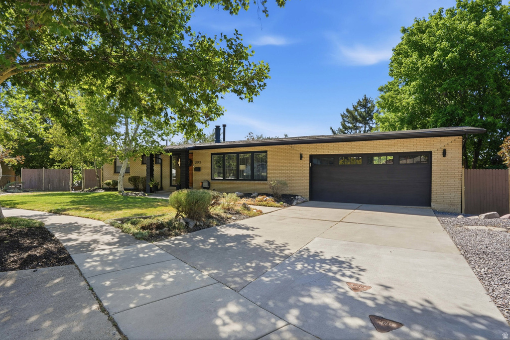 5842 S FONTAINE BLEU CIR photo 3