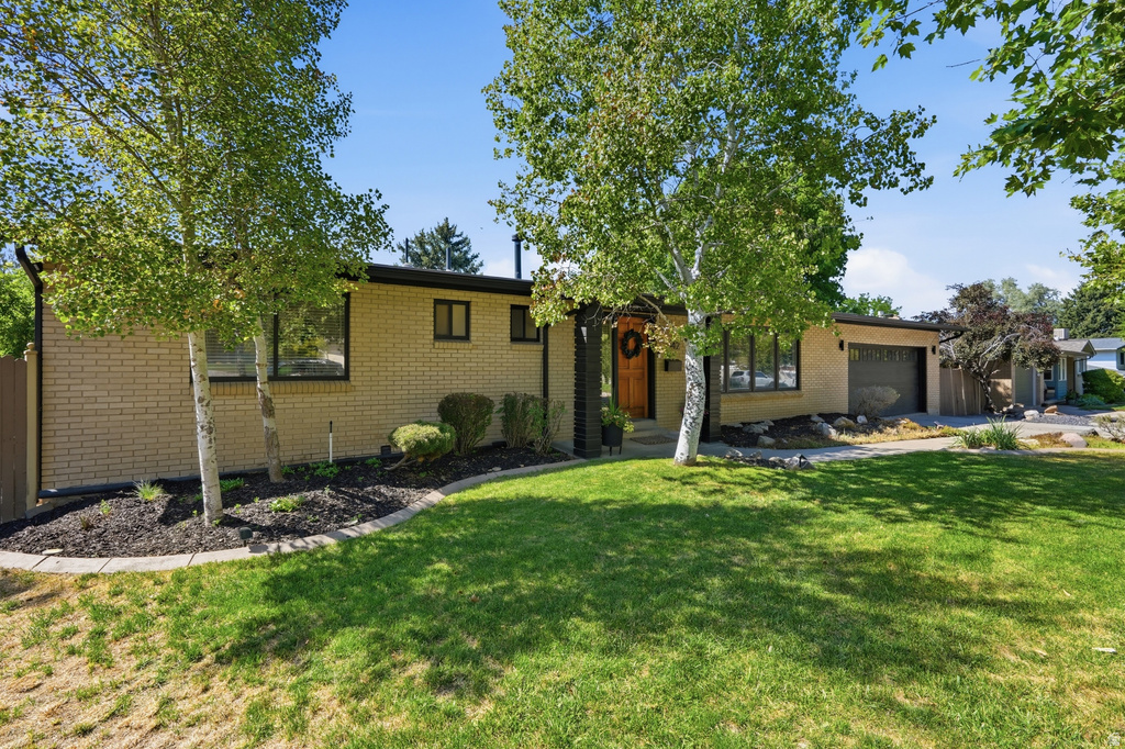 5842 S FONTAINE BLEU CIR photo 4